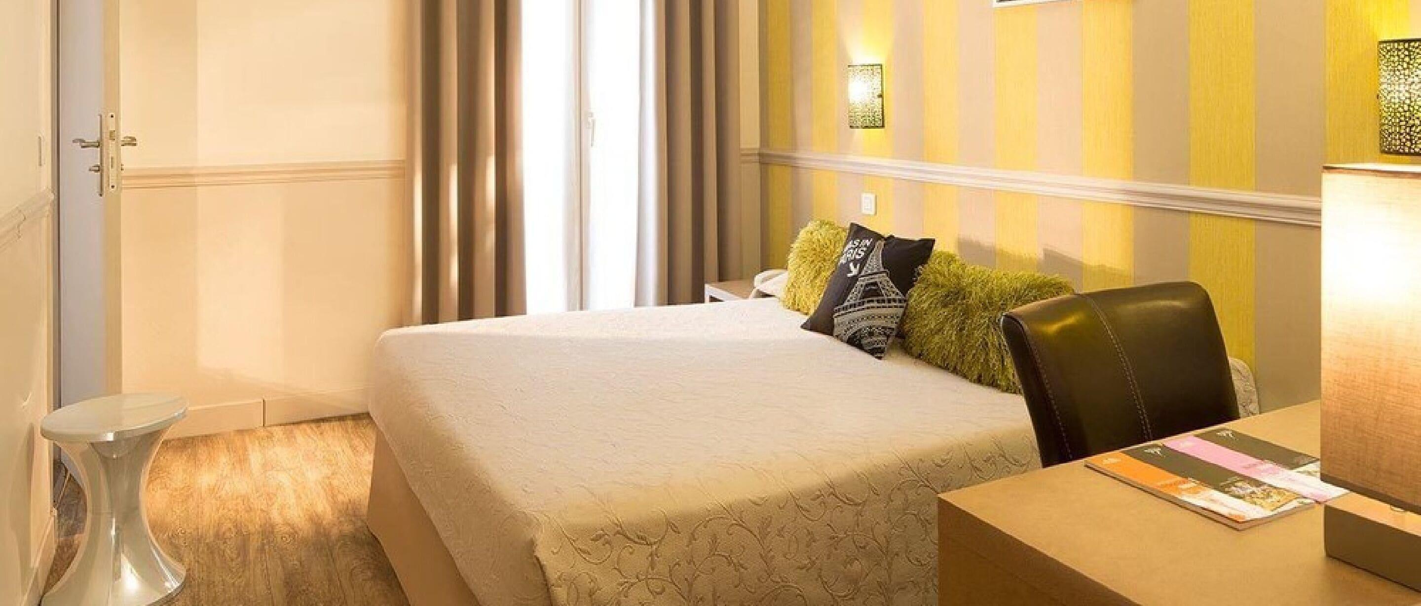 De La Cite Rougemont