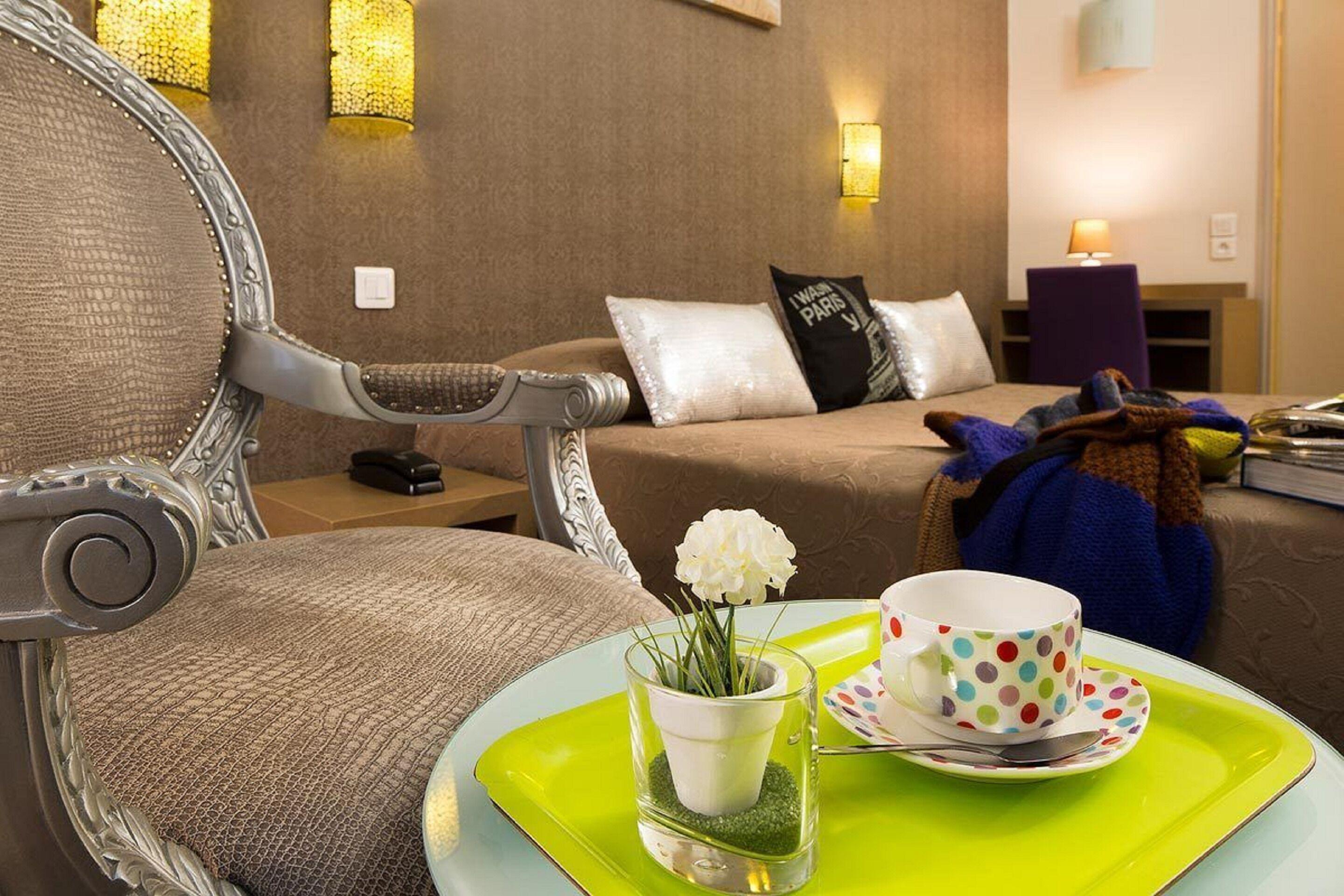 De La Cite Rougemont Hotel