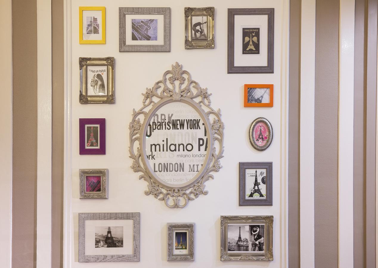 De La Cite Rougemont